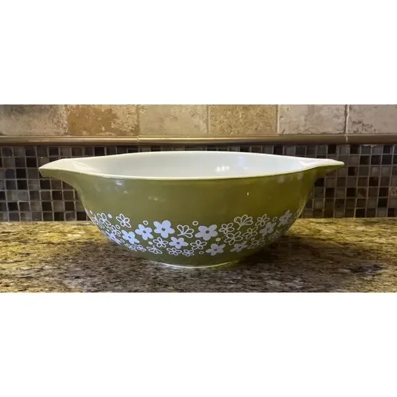 Pyrex Kitchen Vintage Pyrex 444 Spring Blossom Green Crazy